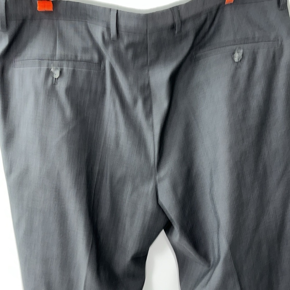 Hugo Boss Selection by Hugo Boss. Slim Fit Size 37”Waist, Ins 29”, 100%Wool VGUC - Picture 9 of 15